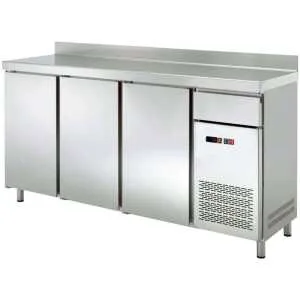 Frente Mostrador Refrigerado 3 puertas de 2017 x600 x1045h mm CORDOBA FMCH-200